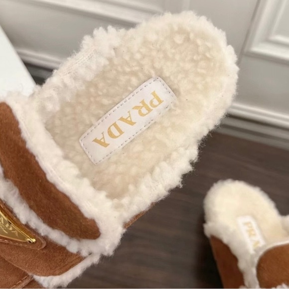 Prada Women's Brown Shearling Slippers - Picture 4 of 4